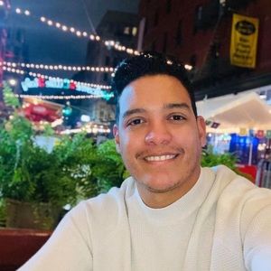 Meet your Posher, Iván